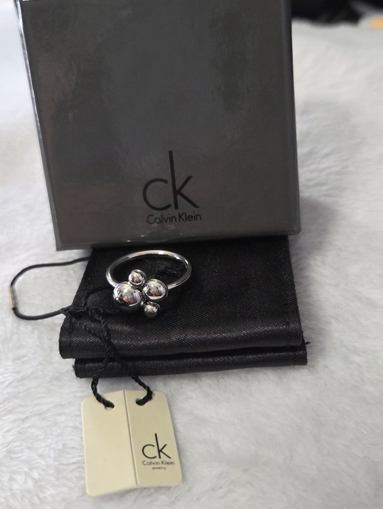 Calvin Klein Jewelry - Calvin Klein Fidget Ring- NWT, size 8